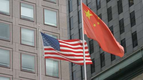 Китай повышает до 84% ответные пошлины на товары из США